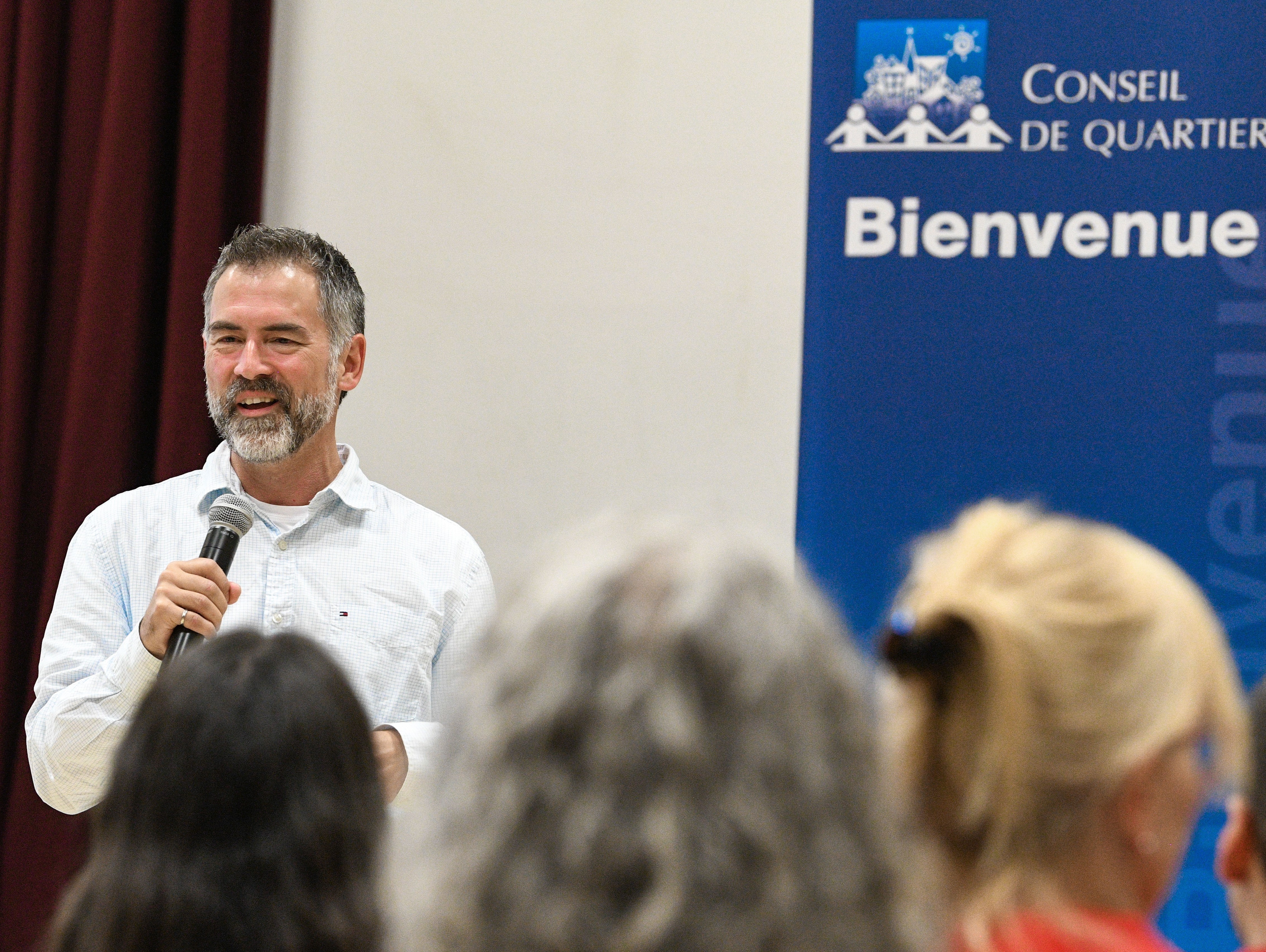 Séance de conseil de quartier